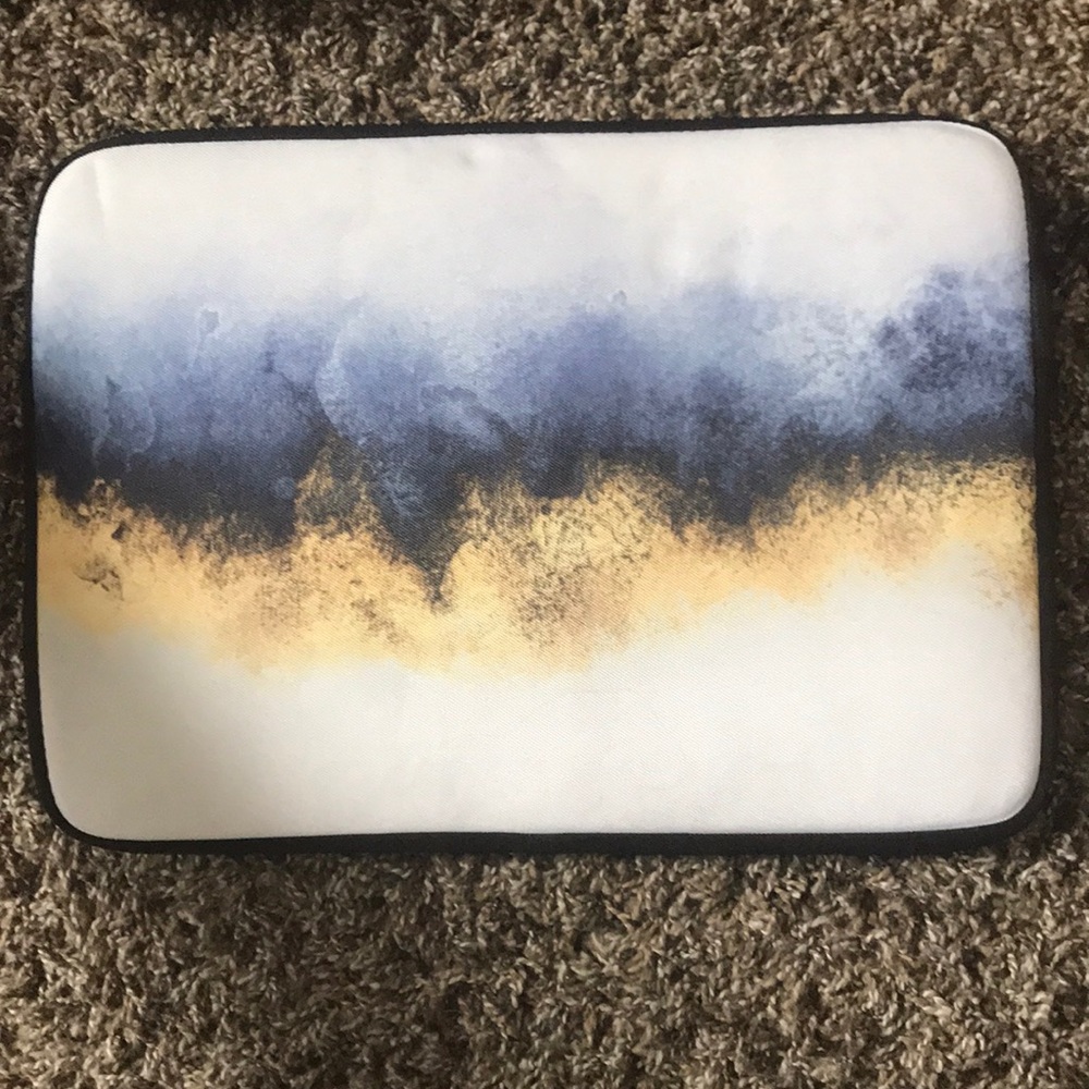 15’ Laptop sleeve